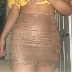 NEVER WORN cute suede mini skirt